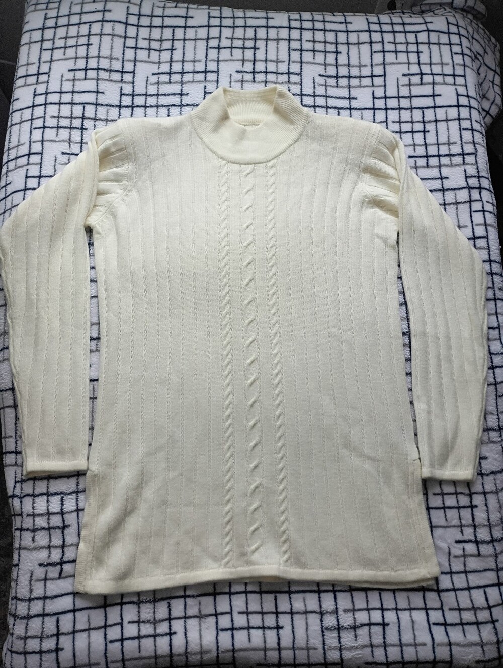 Yarnworks Size Small Cream Cable-Knit Mock Neck Sweater Dress